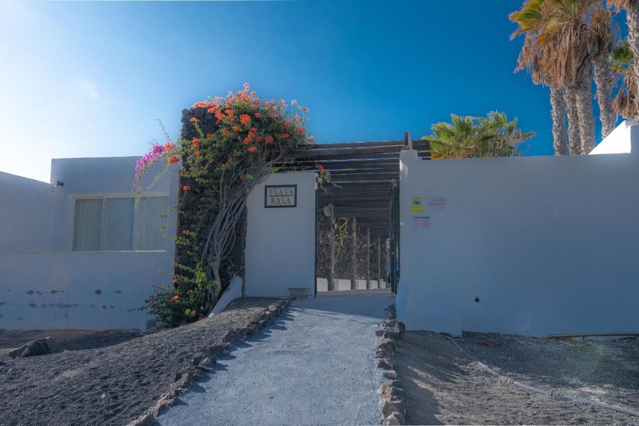 Luxury Estudio En Playa Roca A Primera Linea Del Mar Costa Teguise Εξωτερικό φωτογραφία