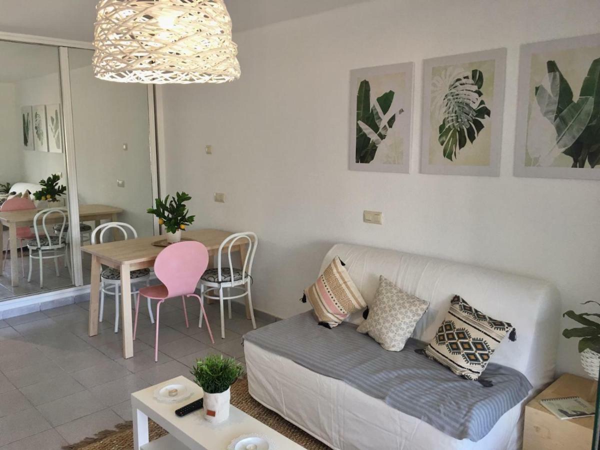 Luxury Estudio En Playa Roca A Primera Linea Del Mar Costa Teguise Εξωτερικό φωτογραφία