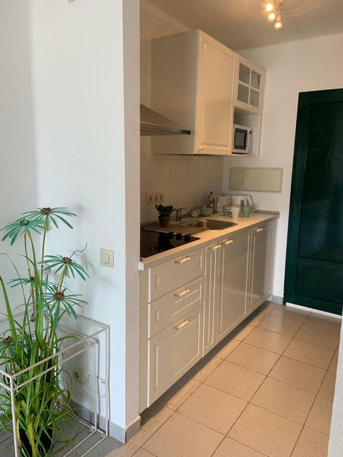 Luxury Estudio En Playa Roca A Primera Linea Del Mar Costa Teguise Εξωτερικό φωτογραφία