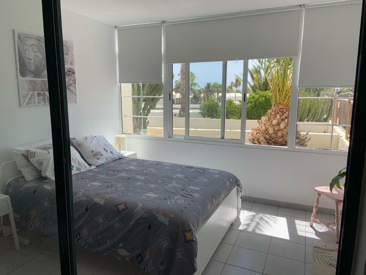 Luxury Estudio En Playa Roca A Primera Linea Del Mar Costa Teguise Εξωτερικό φωτογραφία